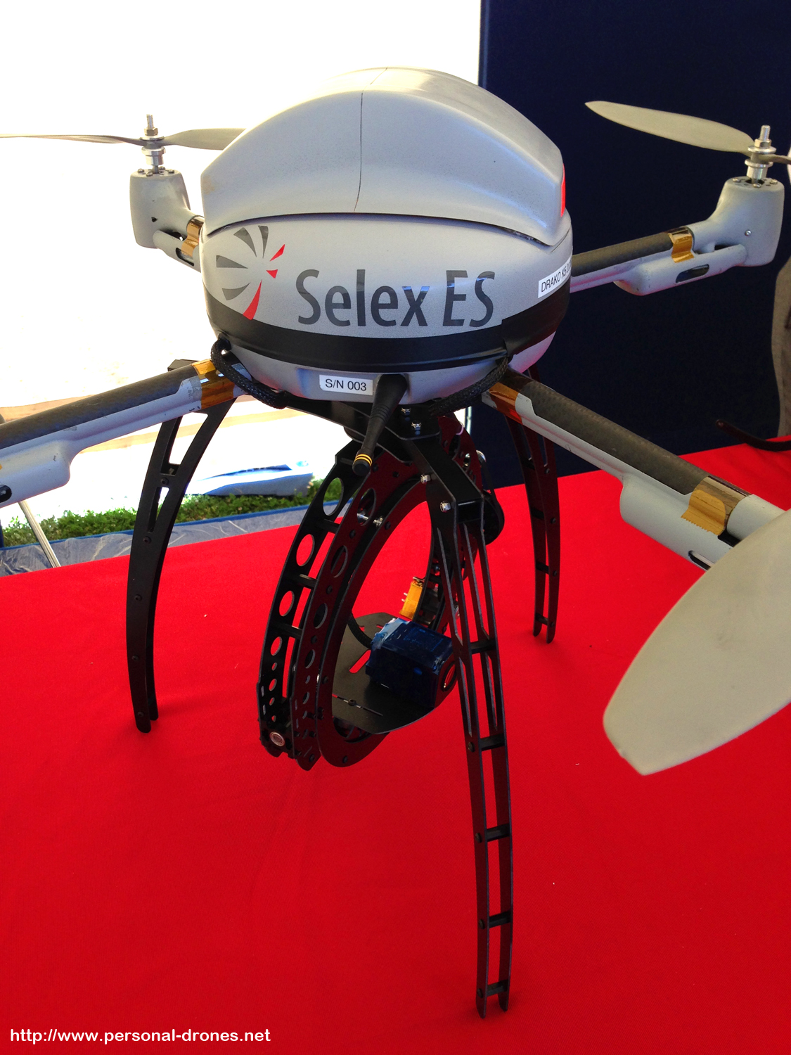 Selex-ES quadcopter